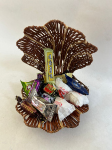 картинка 01-137 Кашпо плетеное Ракушка 25*27 Н 12см( В открытом виде) см. ( Ротанг) от магазина Одежда+