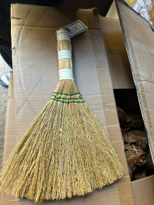 картинка 03-027 Веник 20см. (рис) от магазина Одежда+